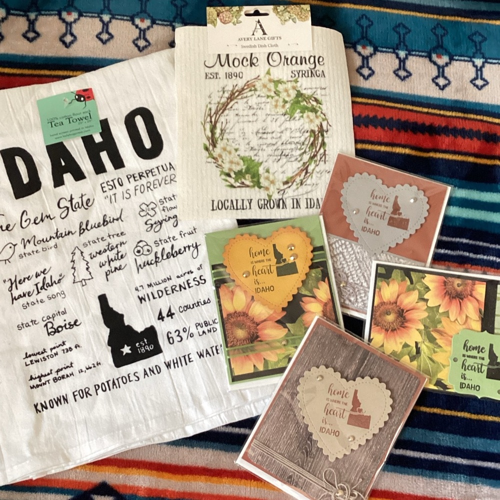 Idaho Themed Tea Towel and Greeting Cards Set